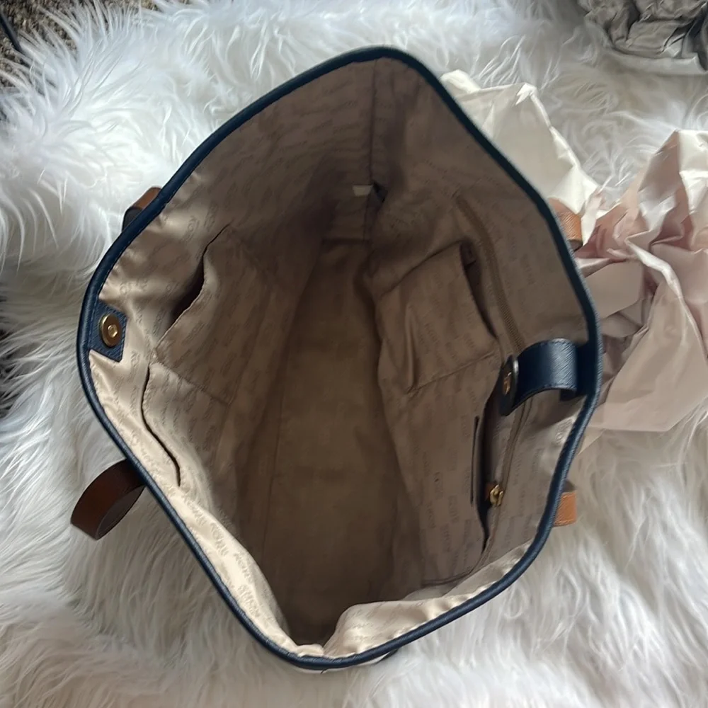 Michael Kors Tote - Picture 7 of 7